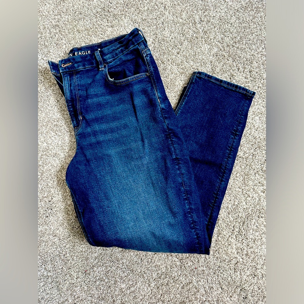 NEVER WORN CURVY MOM JEANS LONG